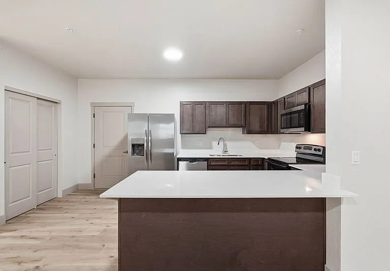1816 N 15th St #101 — Photo 7