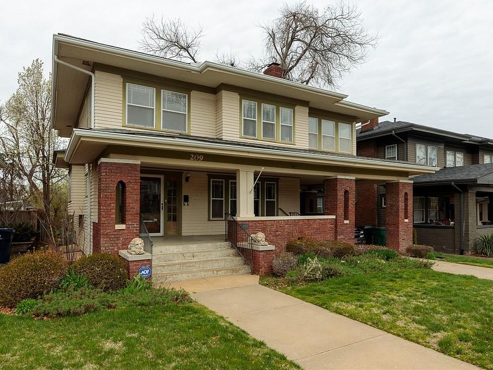 1st image of 209 NW 20th St