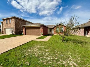 4016 Irish Setter Dr, Fort Worth, TX 76123