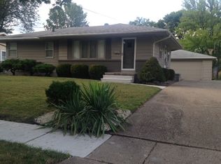 3211 Crestmoor Pl, Des Moines, IA 50310