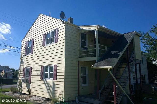 2nd image of 1107 S 4th St
