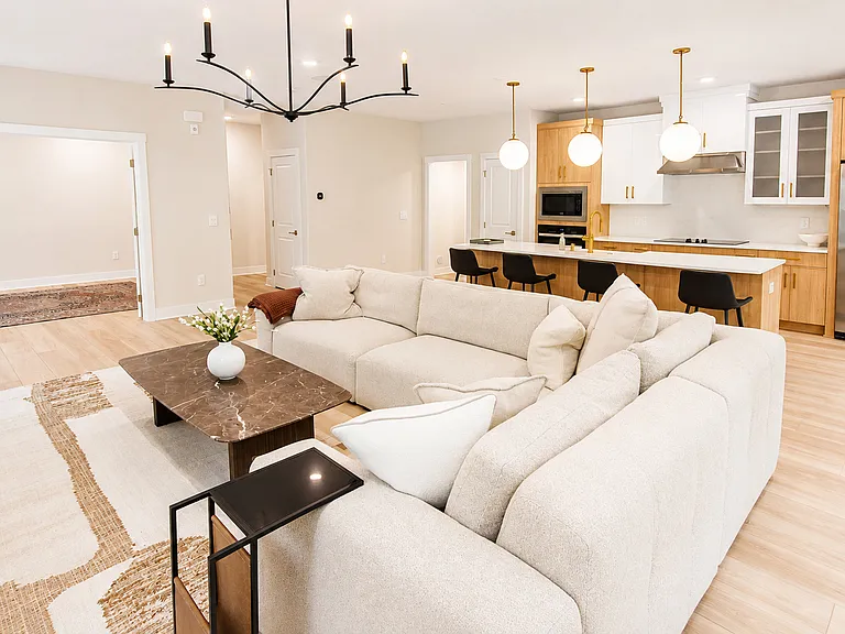 11548 Helmond Way #108 — Photo 3