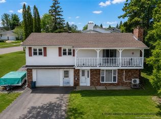 940 Frampton Ln, Moncton, NB E1G1P3