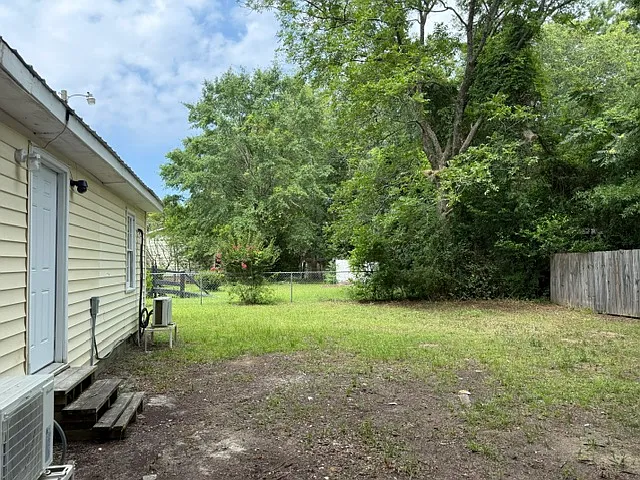 410 Brewer Ave — Photo 25