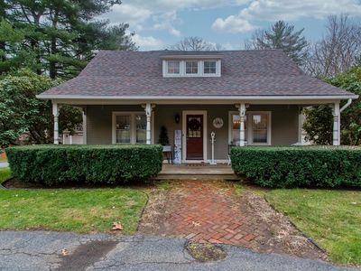 331 Elm St, East Longmeadow, MA, 01028