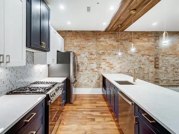 12-14 E 15th St