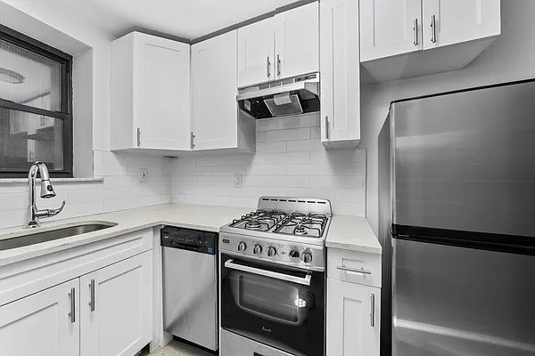 Rented by Vector New York, LLC | media 9