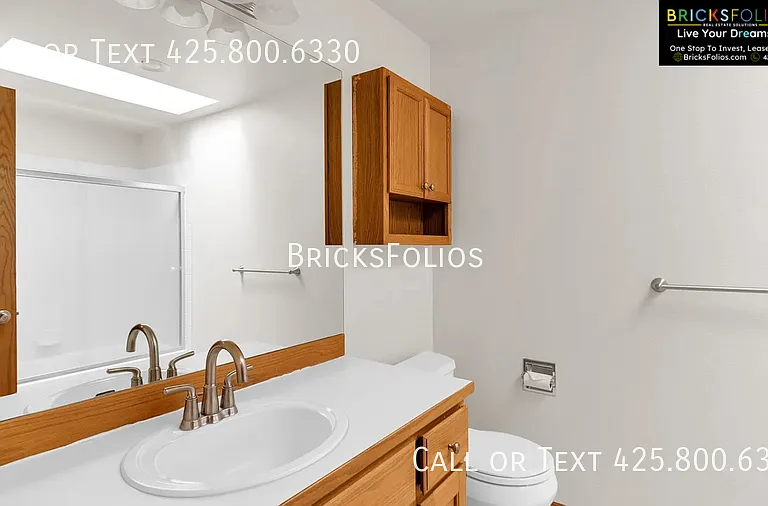 4522 NE 21st Pl — Photo 24