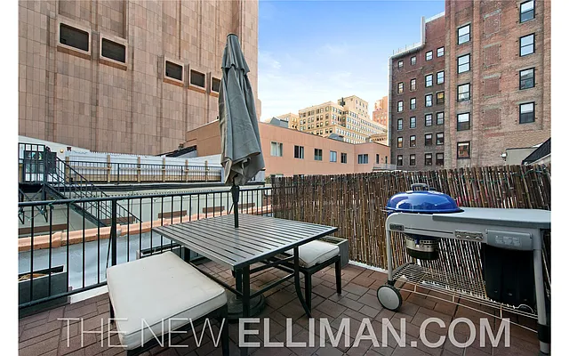 Sold by Douglas Elliman | media 8