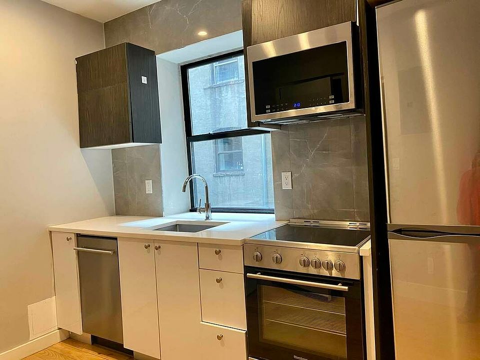 1st image of 1571 Lexington Ave APT 13
