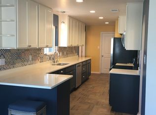 820 Valencia Dr NE, Albuquerque, NM 87108