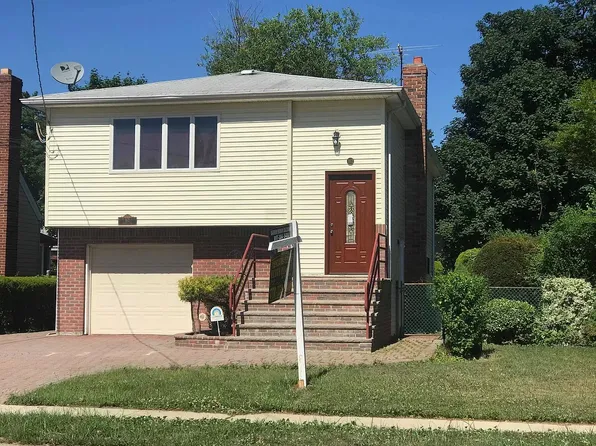 162 Rhodes Ave, Hempstead, NY 11550