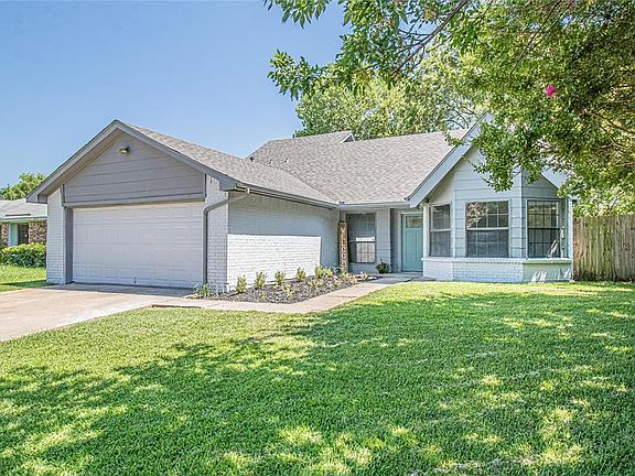 2nd image of 2529 Seven Hills Dr