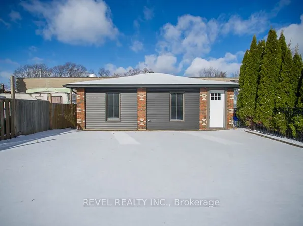 44 Grey St, Brantford, ON