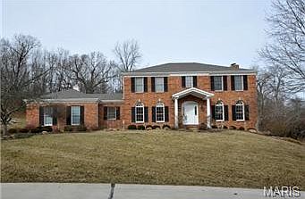 1st image of 9 Vanessa Dr