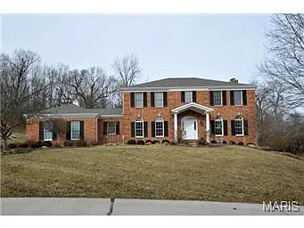 9 Vanessa Dr photo 1