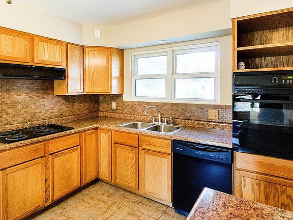 2nd image of 1085 Florland Dr