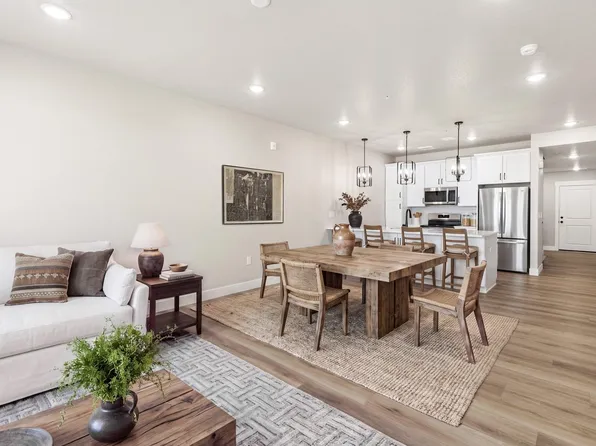 968 Birdwhistle Ln #5, Fort Collins, CO 80524