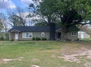 2615 Leopard Dr, Texarkana, TX 75501
