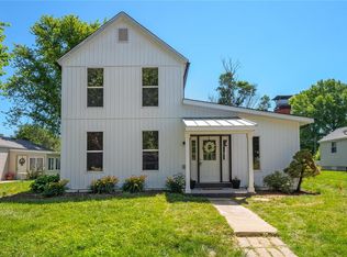 608 Sherburne Ave, Troy, IL