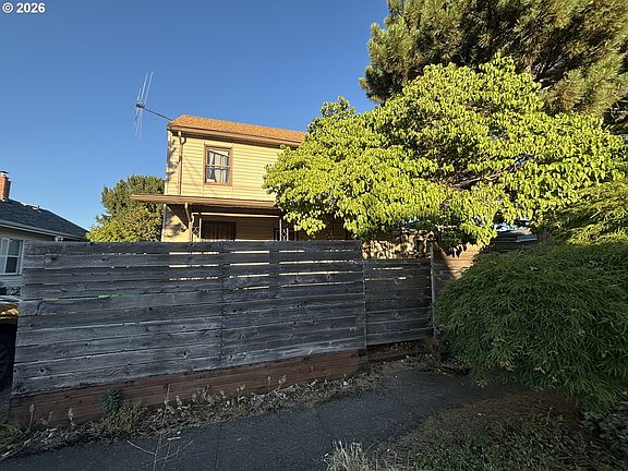 3rd image of 6122 SE 87th Ave