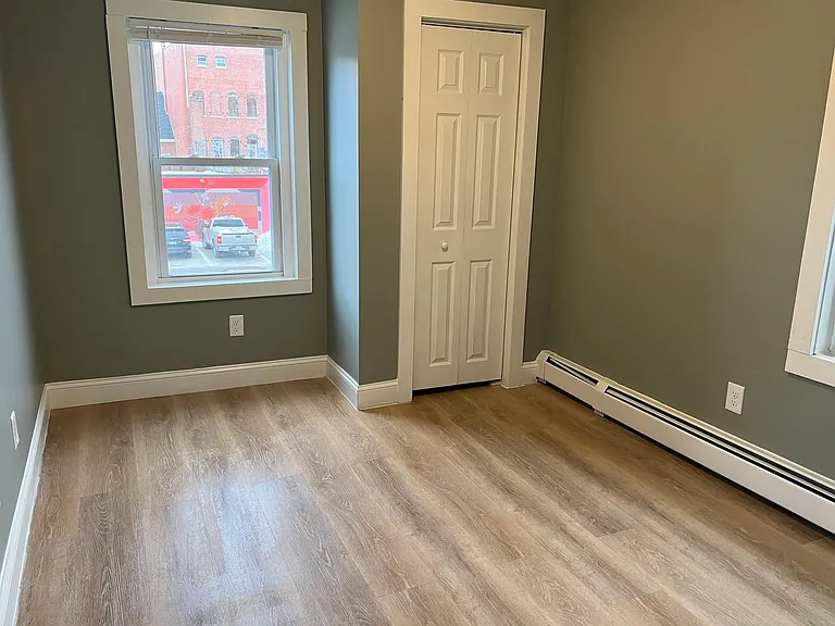 39 Franklin St — Photo 5