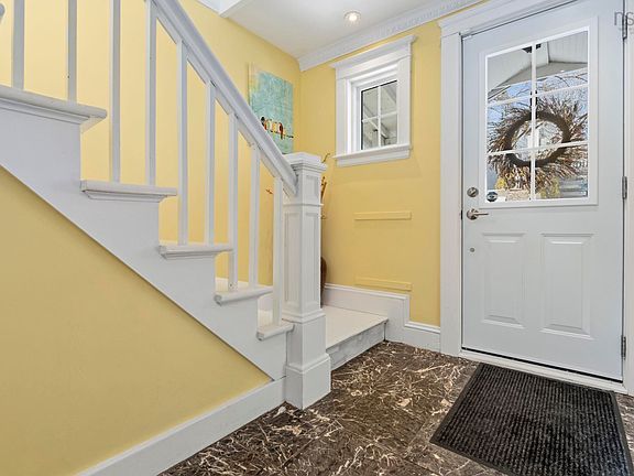 3rd image of 11 McFatridge Rd