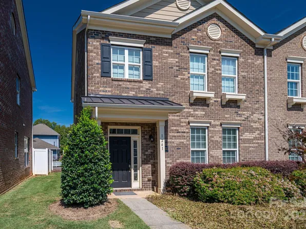 1241 Assembly St, Belmont, NC 28012