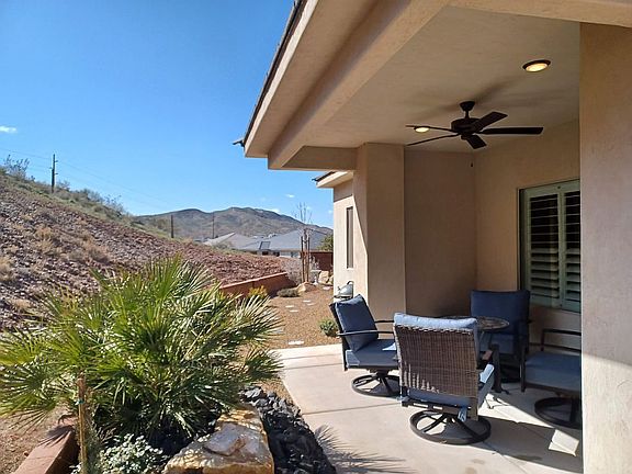 4th image of 2828 E Palm Cove Ave