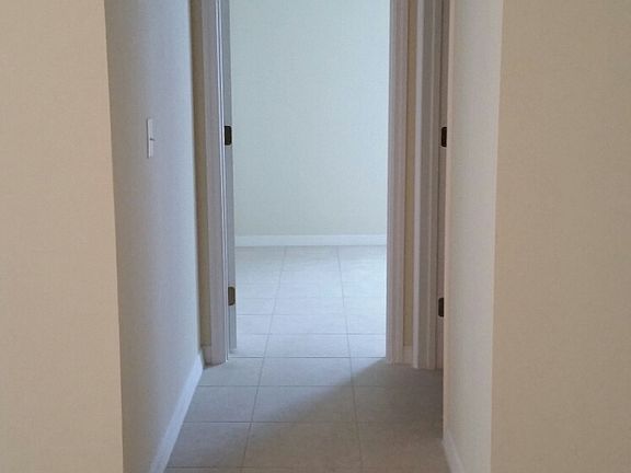 3rd image of 522/524 SE 6th Ave