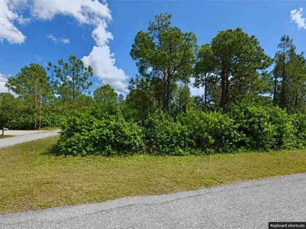 2919 14th St W, Lehigh Acres, FL 33971
