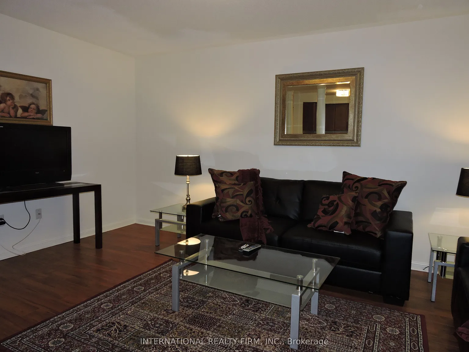 3 bed, $3,950 — Photo 2