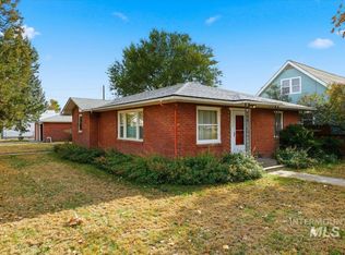 610 SW 5th St, Ontario, OR 97914