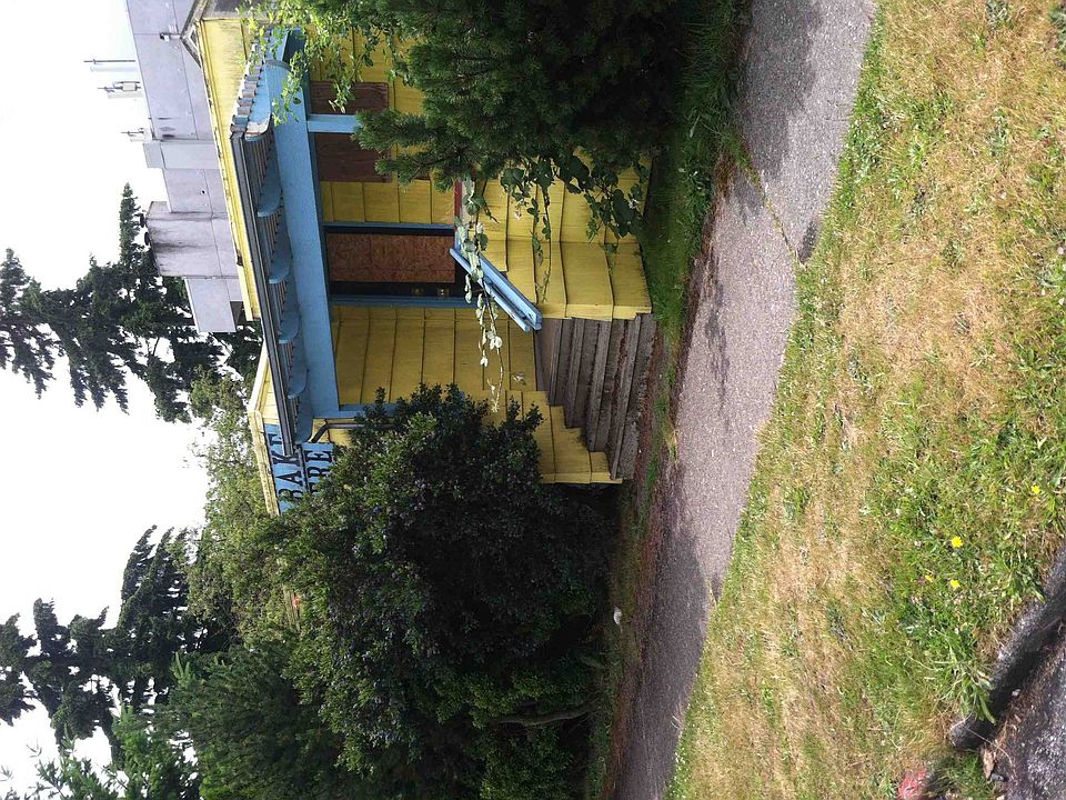 2nd image of 7756 15th Ave NE