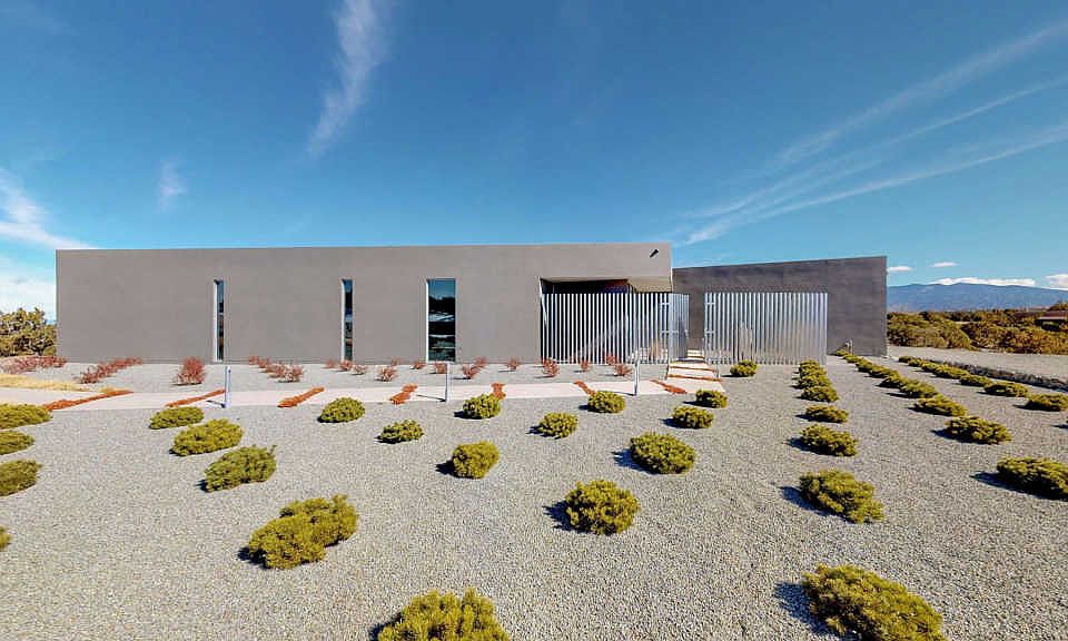 1st image of 10 Vista Del Cielo