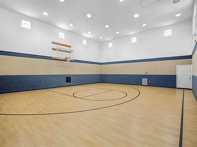 25115 Harbour Vista Cir — Photo 36