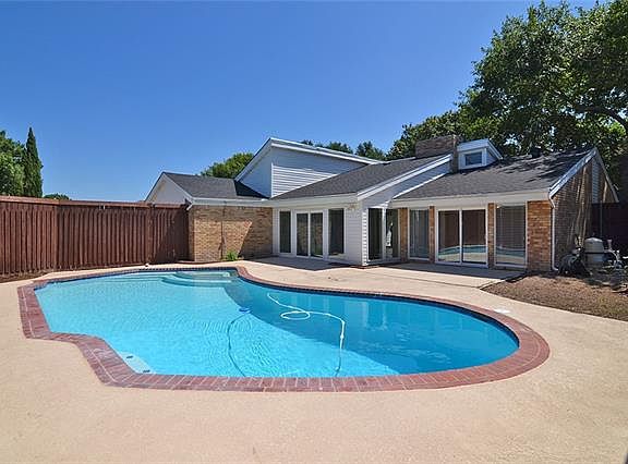 2nd image of 3329 Canyon Valley Trl