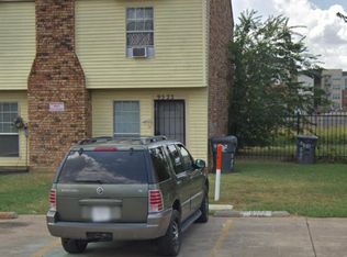 9522 Olde Towne Row, Dallas, TX 75227