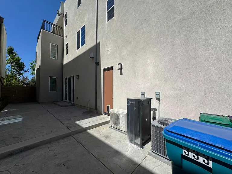 333 Sawbuck — Photo 47