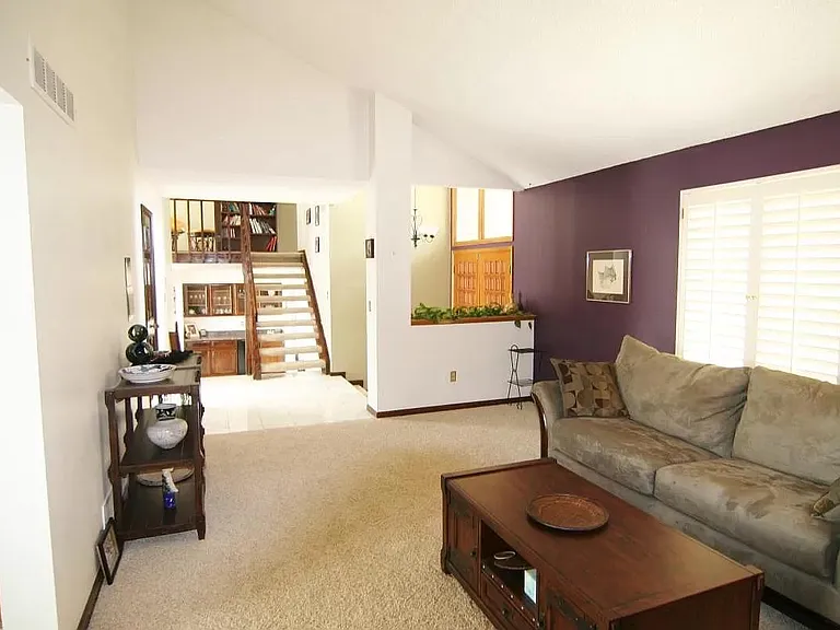 6236 S Macon Way — Photo 4