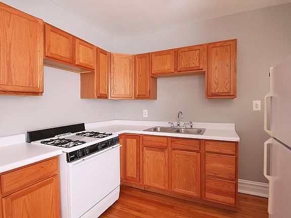 5th image of 248 Washington Blvd APT 3A