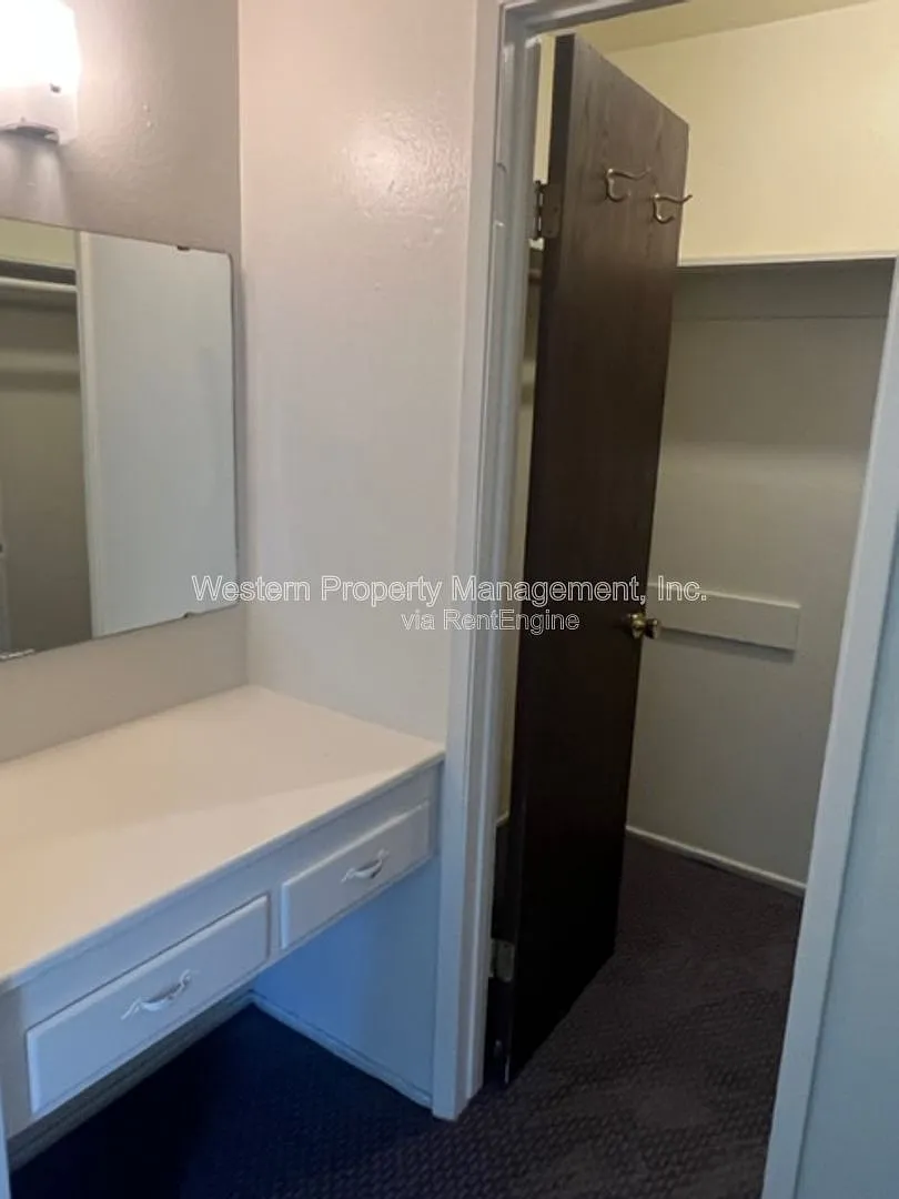 Studio, 1.0 bath, 300 sqft, $1,695 — Photo 4