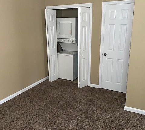 3rd image of 217 Churchill Dr #4