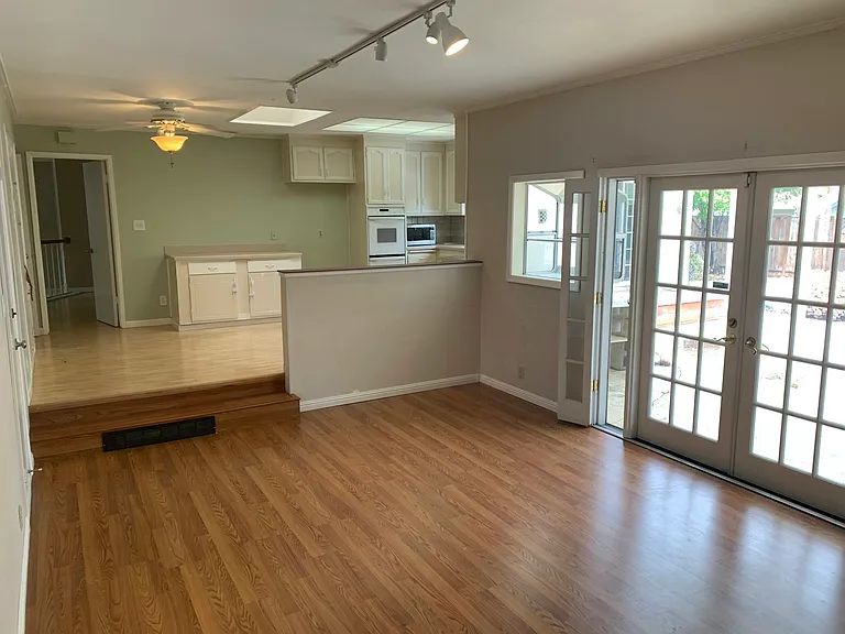 1537 Heartwood Dr — Photo 17