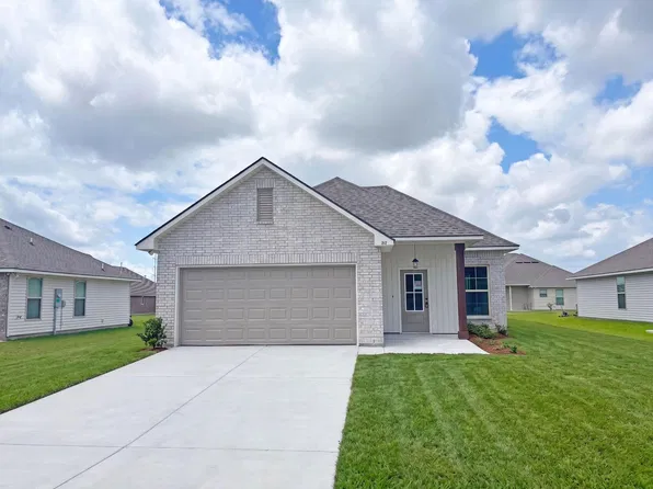 312 Tregre Ln, Thibodaux, LA 70301