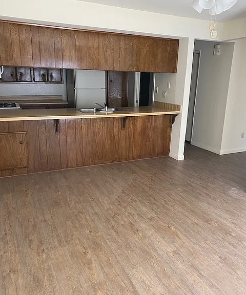 Laurelwood Gardens standard 2x2 dining/kitchen
