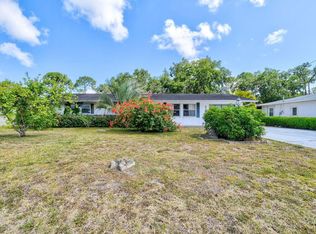 429 SE Calmoso Dr, Port Saint Lucie, FL 34983