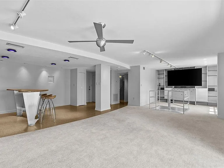 2401 Bayshore Blvd #410 & 510 — Photo 11