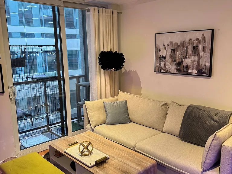 85 Bloor St E #706 — Photo 4