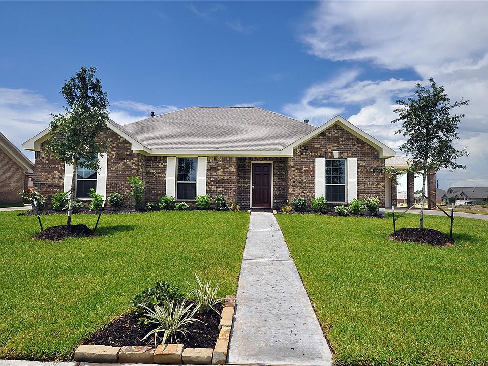 1st image of 2206 Fortuna Dr